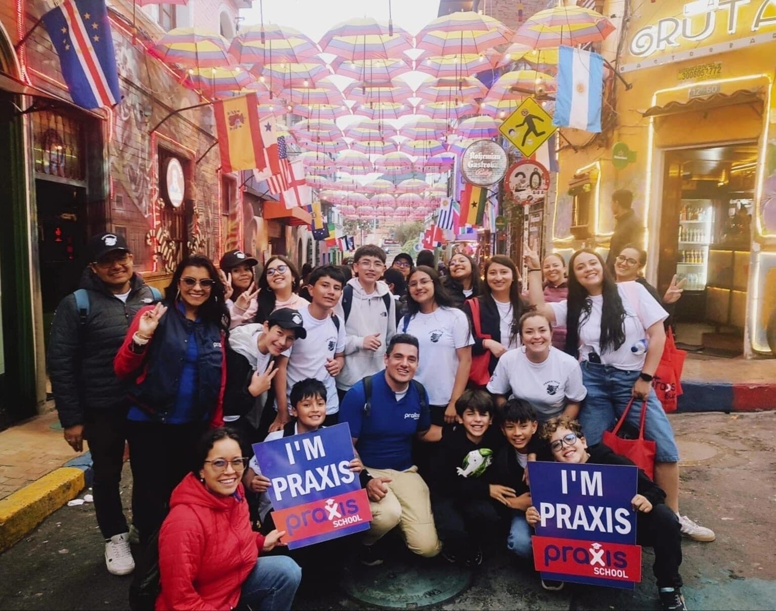 Salida cultural del Praxis Tour con estudiantes de inglés